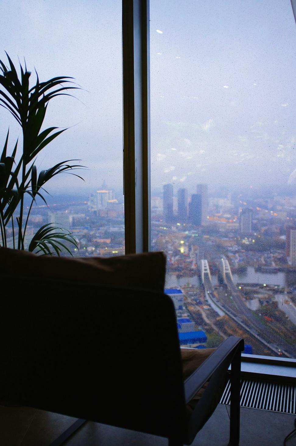 Nebula View Room
